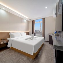 泊尔酒店(中央大街店)