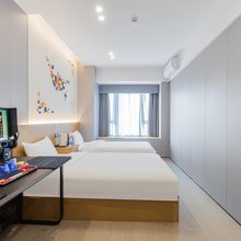 网鱼电竞酒店(成都东郊记忆店)