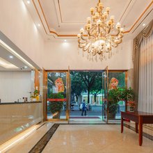 赣县鑫江湾主题酒店(赣县四中店)
