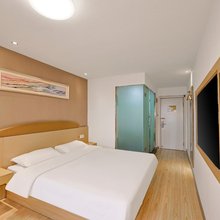 怡家酒店(长春公园吾悦广场店)