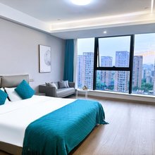 长兴云禧自助公寓(长兴利时广场店)