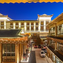 香格里拉第5颗陨石·光年酒店(独克宗古城店)