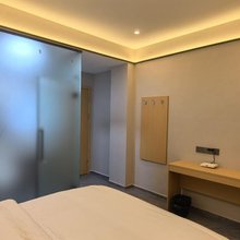 成都有家名宿酒店(双流机场川大江安校区店)