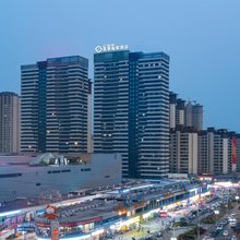 CSS思季海棠酒店(衡阳高铁东站酃湖万达店)