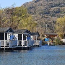 鱼凫湿地湖居民宿