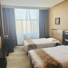 巴里坤幻想湖大酒店(美食街店)