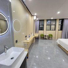 江天公馆(博罗华侨中学天虹广场店)
