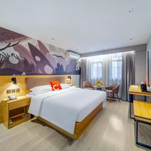 骏怡连锁酒店(沙洋汽车站店)