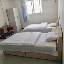 君乐19号民宿(开封万岁山武侠城店)