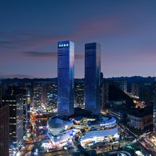 贵阳花果园双子塔高空亚朵酒店