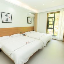 邻溪牛舍(鸡冠洞风景区店)