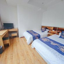 闽龙快捷宾馆(中央商业步行街店)