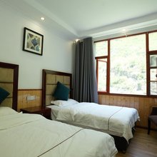 理县幸福山涧别苑