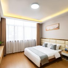 洛阳瑞莘酒店(龙门高铁站宝龙广场店)