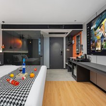 泊尼·PLUS酒店(白云区新市百信广场店)