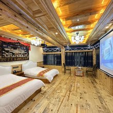 唐卡小屋民宿