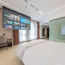柏润智慧酒店(西宁高铁火车站店)