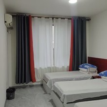 大军时尚旅店