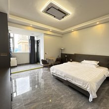 凯月民宿(六盘水万达广场店)