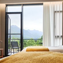 山河·逸居观景休闲民宿 (九华山大愿文化园店)