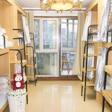 菠萝屋女生青年旅舍(天津站地铁站店)