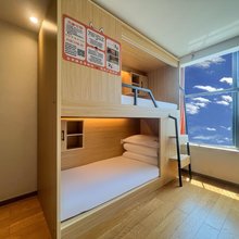 三只猫青年旅社(龙岗恒大城市之光店)