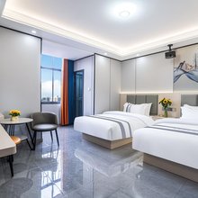 豪都影视酒店(昆明世纪金源购物中心珥季路地铁站店)