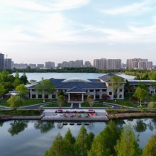 建湖东湖宾馆(双湖公园宝龙广场店)