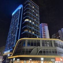 M·轻奢优选民宿(咸阳高新锦业壹号店)