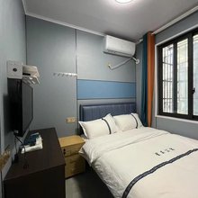 星芸公寓(遵义医科大学附属医院时代天街店)