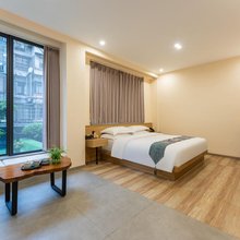 宁波秀家星城宾馆(聪园路地铁站店)