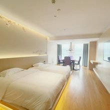 铂尔顿酒店(乐平东湖公园店)