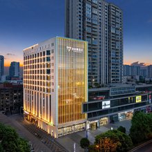玥美景酒店(大弯中学万达广场店)