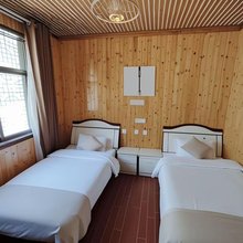 麦积山石窟前庭后院特色民宿