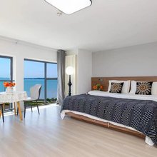 青岛铭宿海景loft民宿