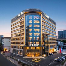 重庆西站龙湖云领天街桔子水晶酒店
