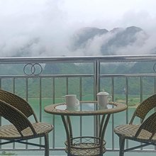 浩坤湖湖景民宿