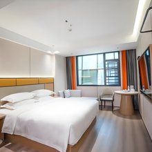 莱曼优选民宿(郑州二七广场大卫城店)