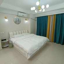 客多多民宿(欧亚购物中心店)