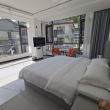 峻岭山居民宿(鹿院坪店)