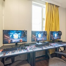 潮玩电竞公寓(深圳公明店)