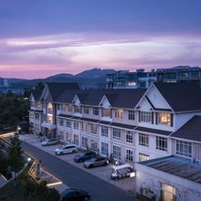 张小英海边花园酒店(山海天旅游度假区店)