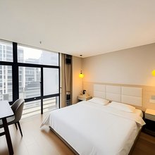 凯莱熙酒店(江宁大学城交院地铁站店)