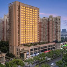 如佳酒店(武汉光谷广场中南民族大学店)