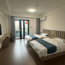 慧智港公馆民宿