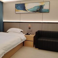 潞芳园酒店(北京通州安贞医院店)
