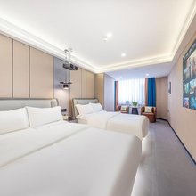 云悦未来酒店(兰州省政府地铁站店)