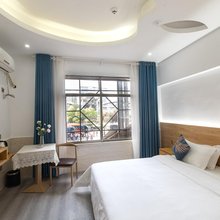 张家界蓝栖客栈(张家界站天门山索道店)