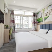京水湾宾馆(尧化门地铁站店)