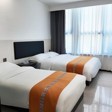 牧鸣民宿(开封清明上河园河南大学金明校区店)